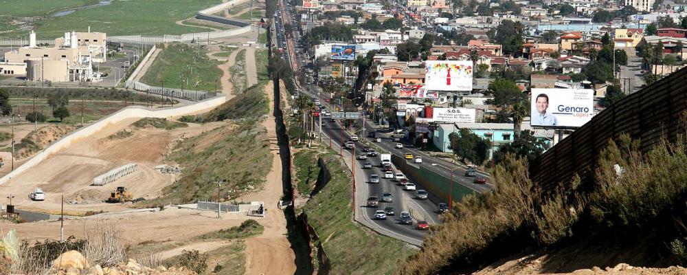 US Mexico border